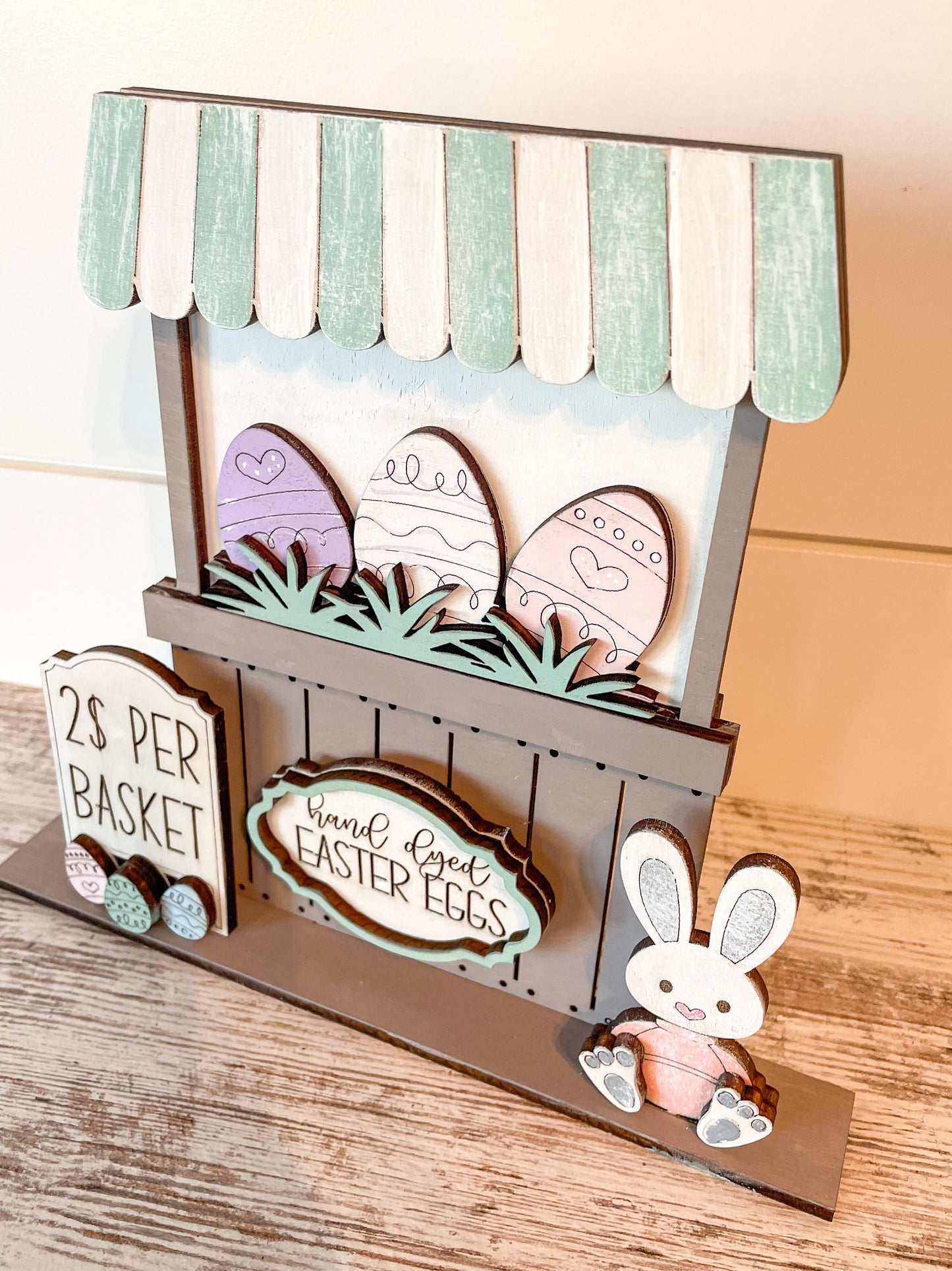 DIY Interchangeable Market Stand Easter