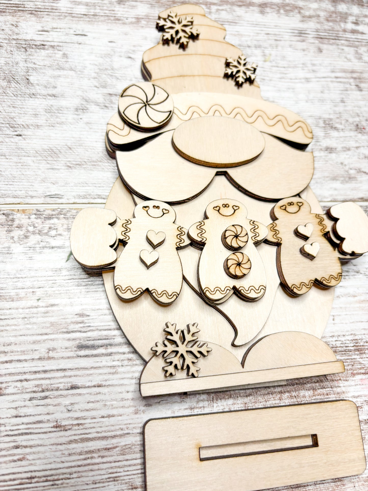 Gingerbread Gnome Shelf Sitter