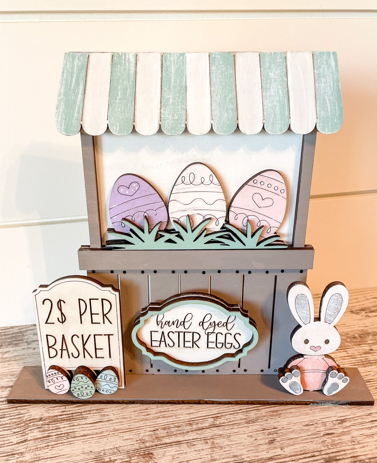 DIY Interchangeable Market Stand Easter