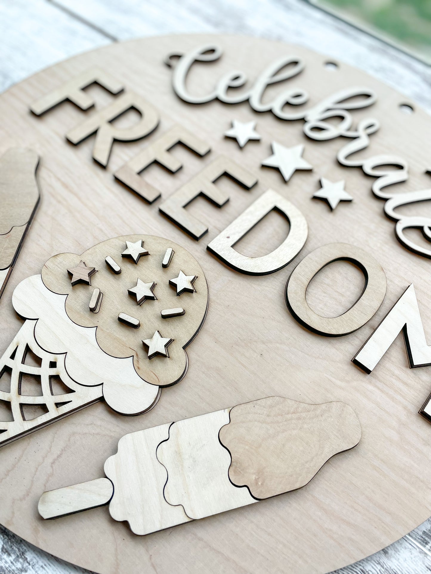 Celebrate Freedom 4th of July Door Hanger Kit