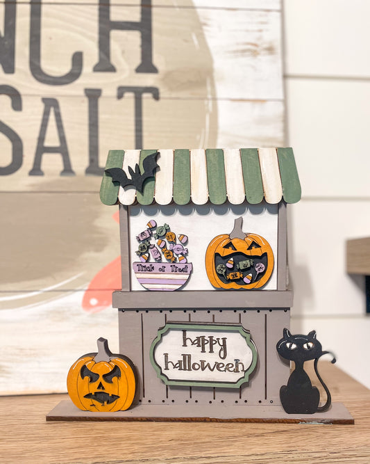 DIY Interchangeable Market Stand Halloween Edition