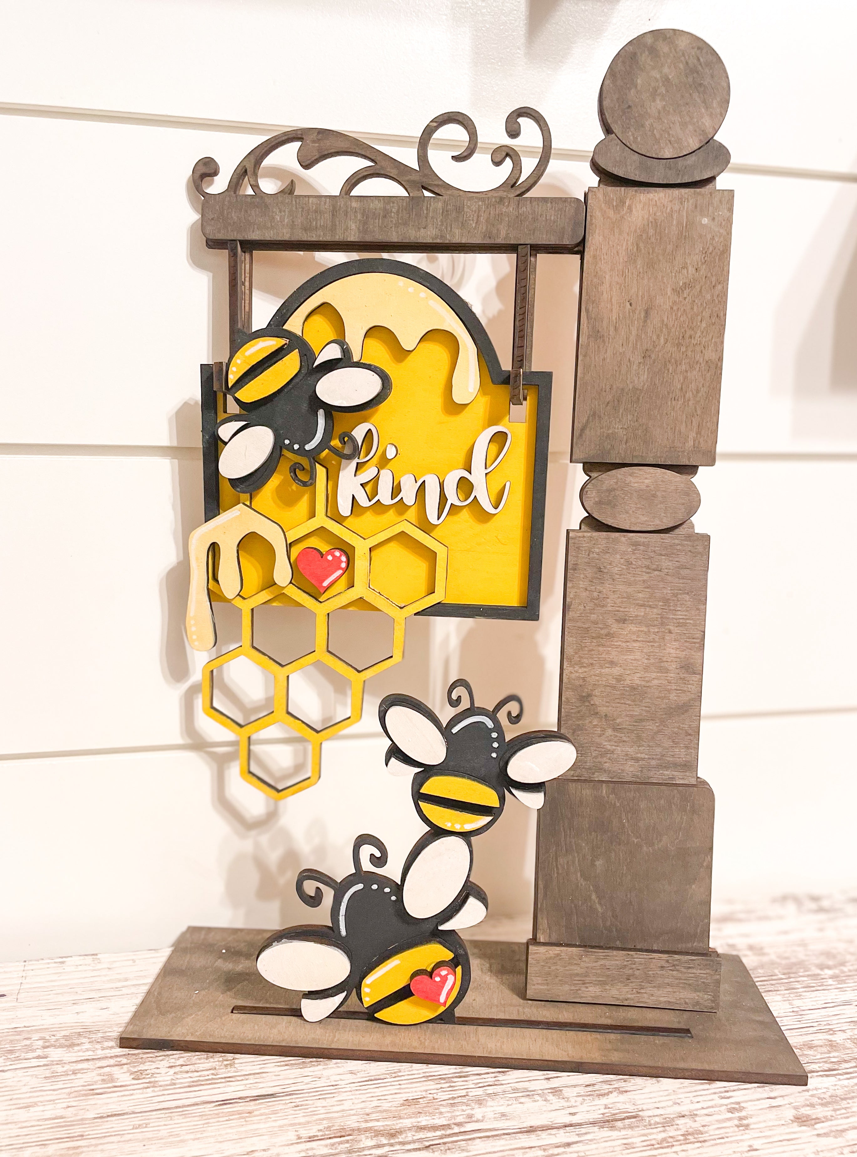 Odlings Bee Posts Bee Kind DIY Post Interchangeable – A Pinch of Salt