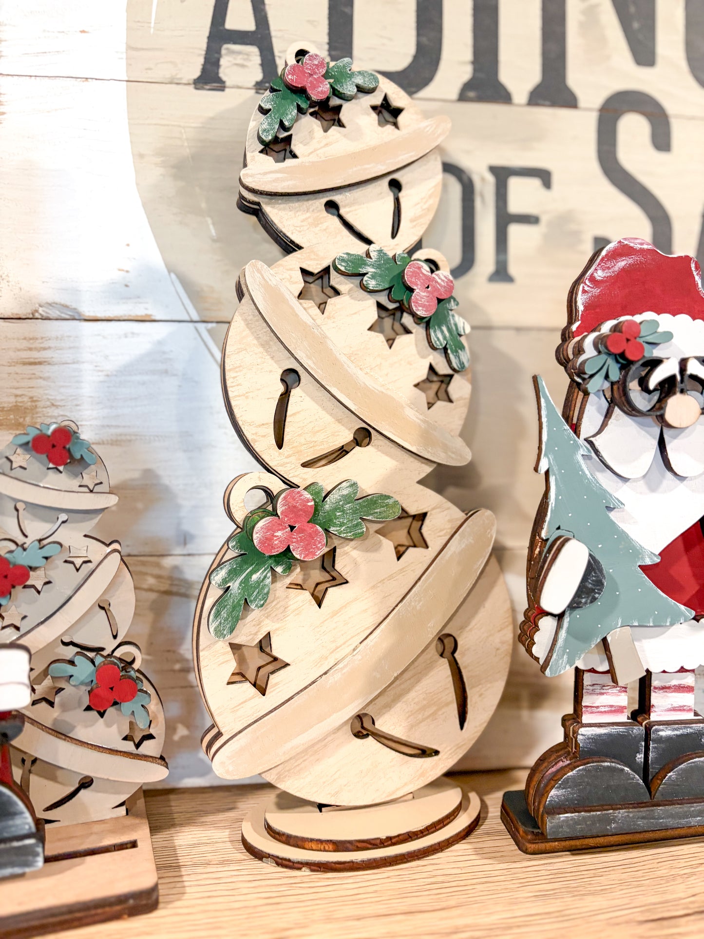 Ornament Shelf Sitter
