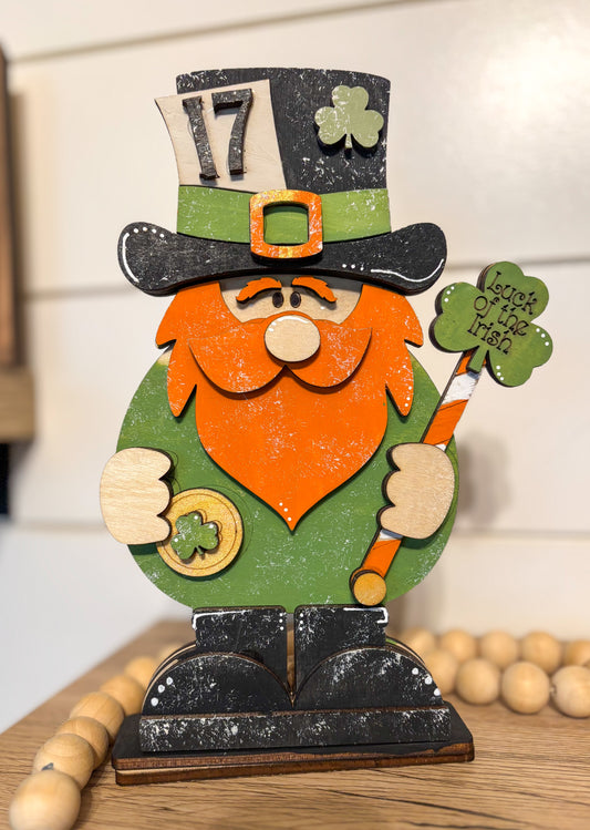 St. Patrick’s DIY Leprechaun Shelf Sitter