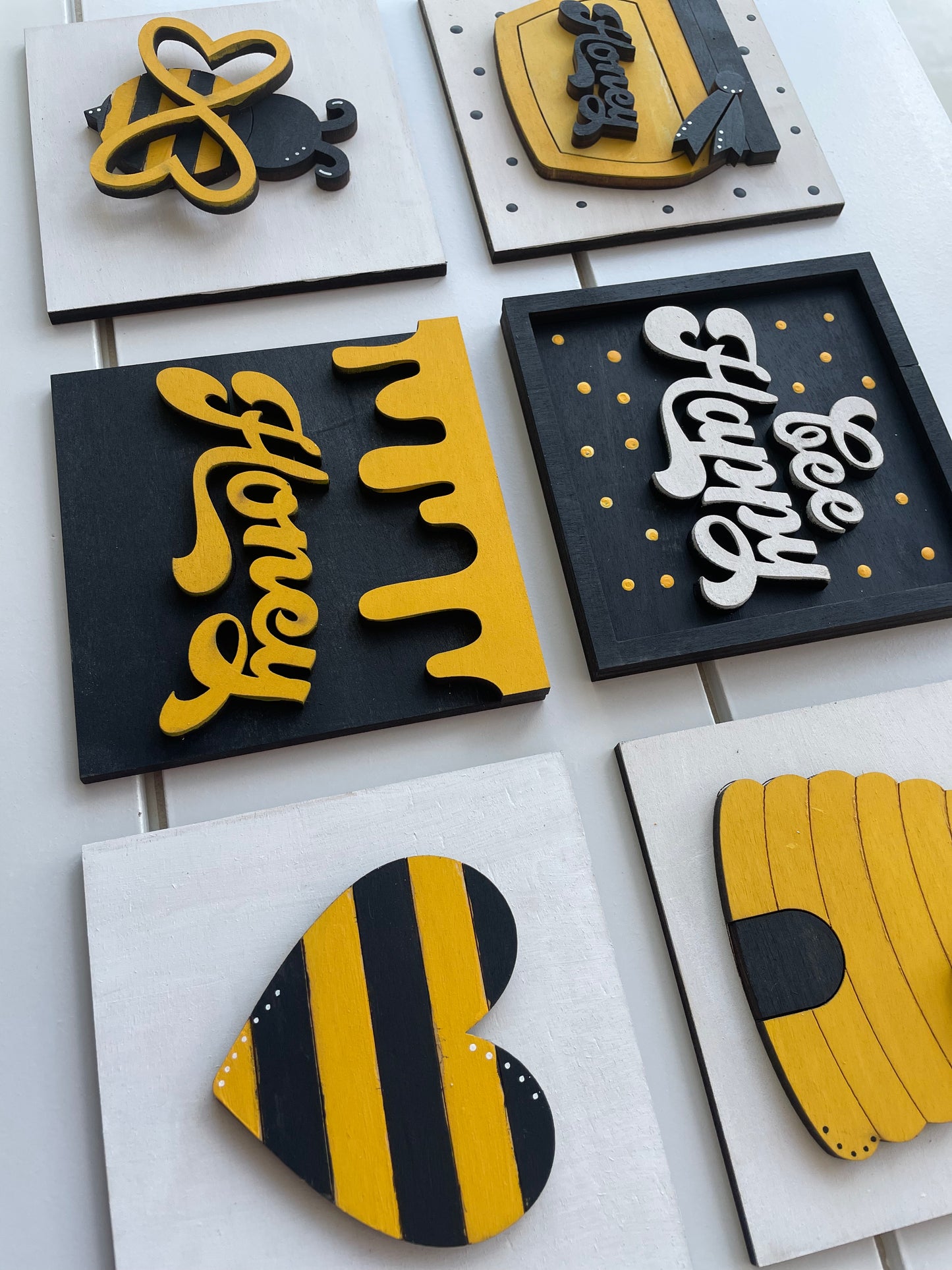 Mini Bee DIY Signs
