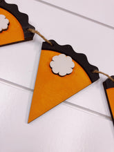 Load image into Gallery viewer, Pumpkin Pie Banner Kit
