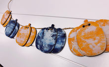 Load image into Gallery viewer, Wood Pumpkin Banner Kit

