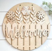 Load image into Gallery viewer, Welcome Spring Door Hanger
