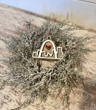 Load image into Gallery viewer, Missouri and St Louis Ornaments
